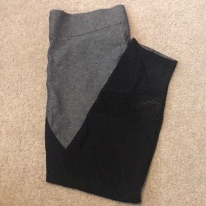 PINK Ultimate workout legging